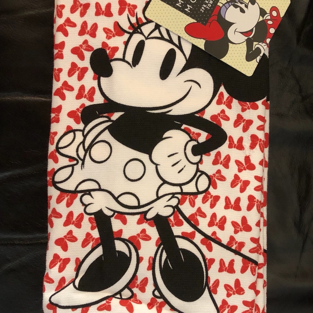 Minnie Mouse kitchen towels